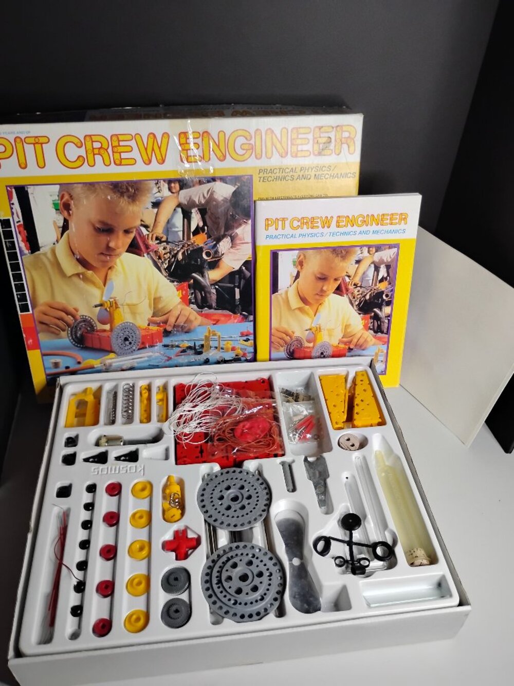 1988 Natural Science Industries NSi PIT CREW ENGINEER Building Kit
